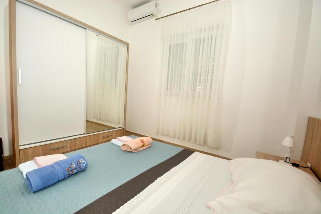 Villa Vlade- From The Heated Pool To The Beach In 1 Minute เยเซนิเซ ภายนอก รูปภาพ